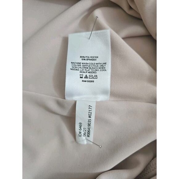 Express ~Woman Size XL~vBeige Body Contour High Compression Smooth Bodysuit NWT - Picture 4 of 11